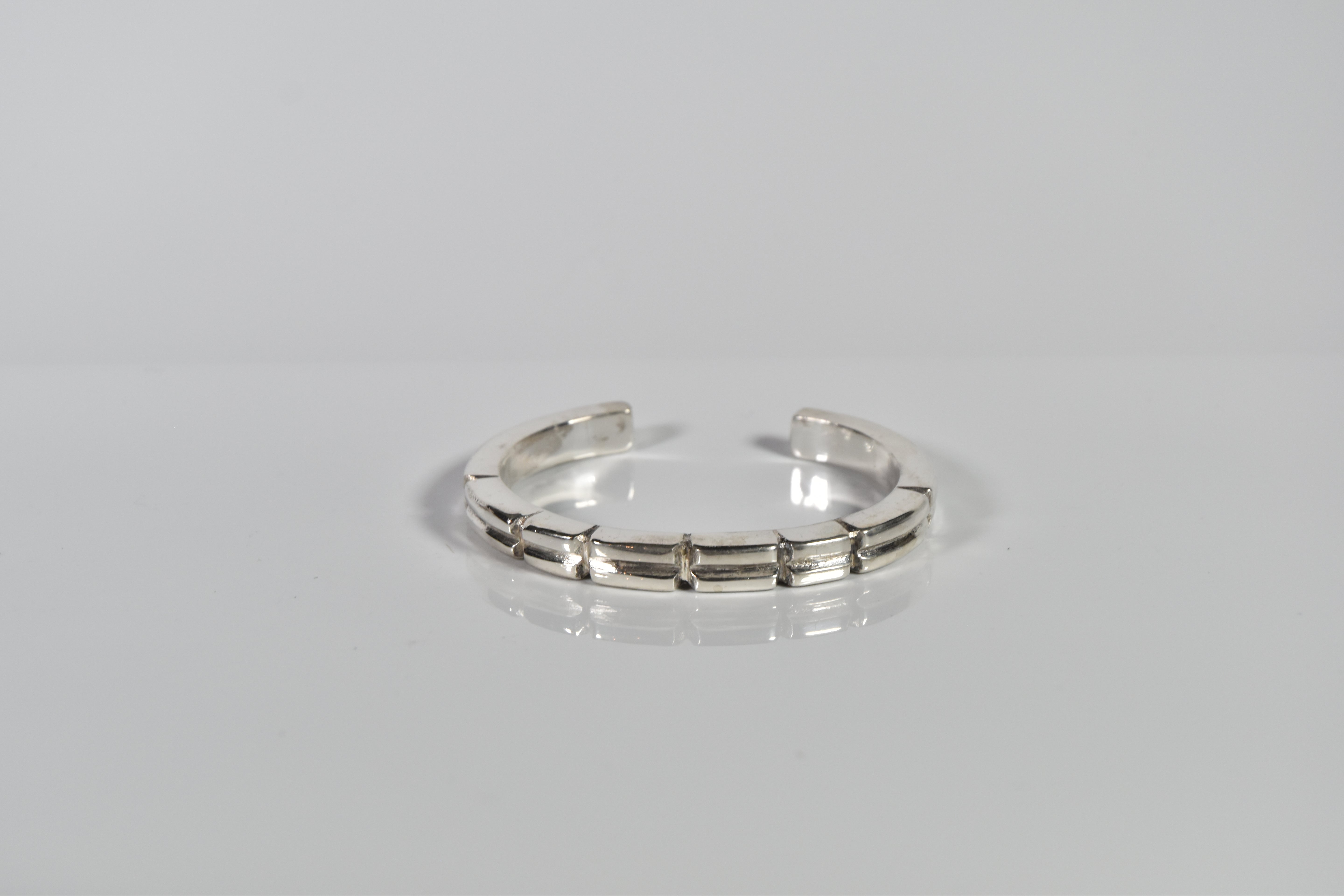 Engraving bangle